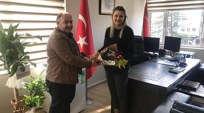Serdivan Muhtarlar Derneği'nden  İlçe Emniyet  Müdürü Sibel Özkan'a hayırlı olsun ziyareti