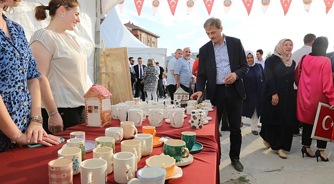 Serdivan'da El Emeği Eserlere Yoğun İlgi