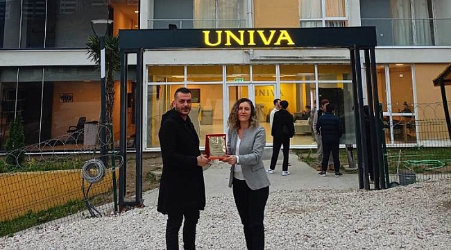 Öz Sudem Temizlik firmasına teşekkür plaketi